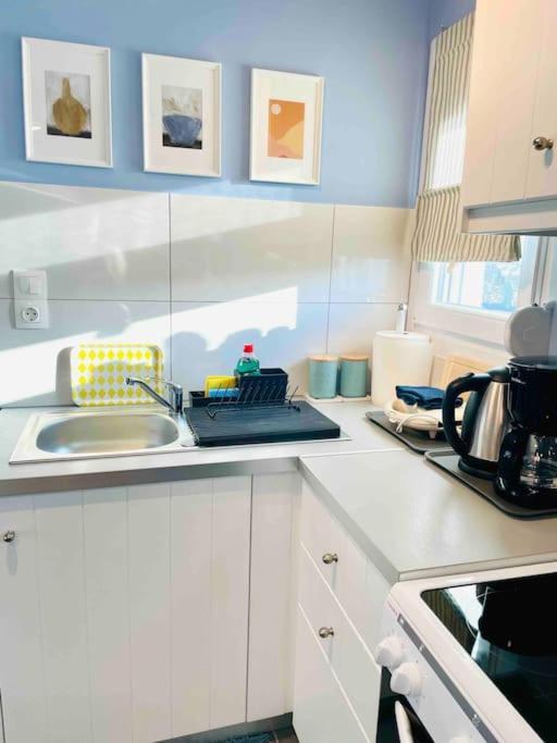 Cozy, Newly Renovated Apartment In Gavrio. Bagian luar foto